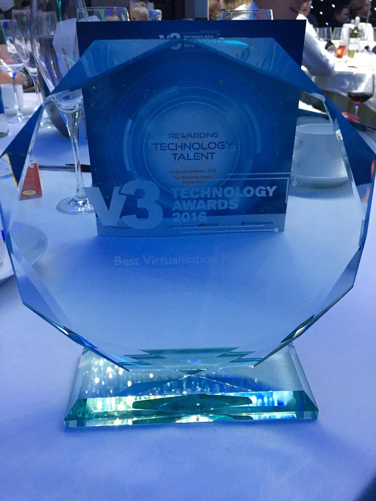 nicholasg_aws's tweet photo. #RedHat scoops #V3TechAwards "Best #Virtulisation Product" for 2016! https://t.co/zMYHYuLJh1 https://t.co/kSQkpCPcSe