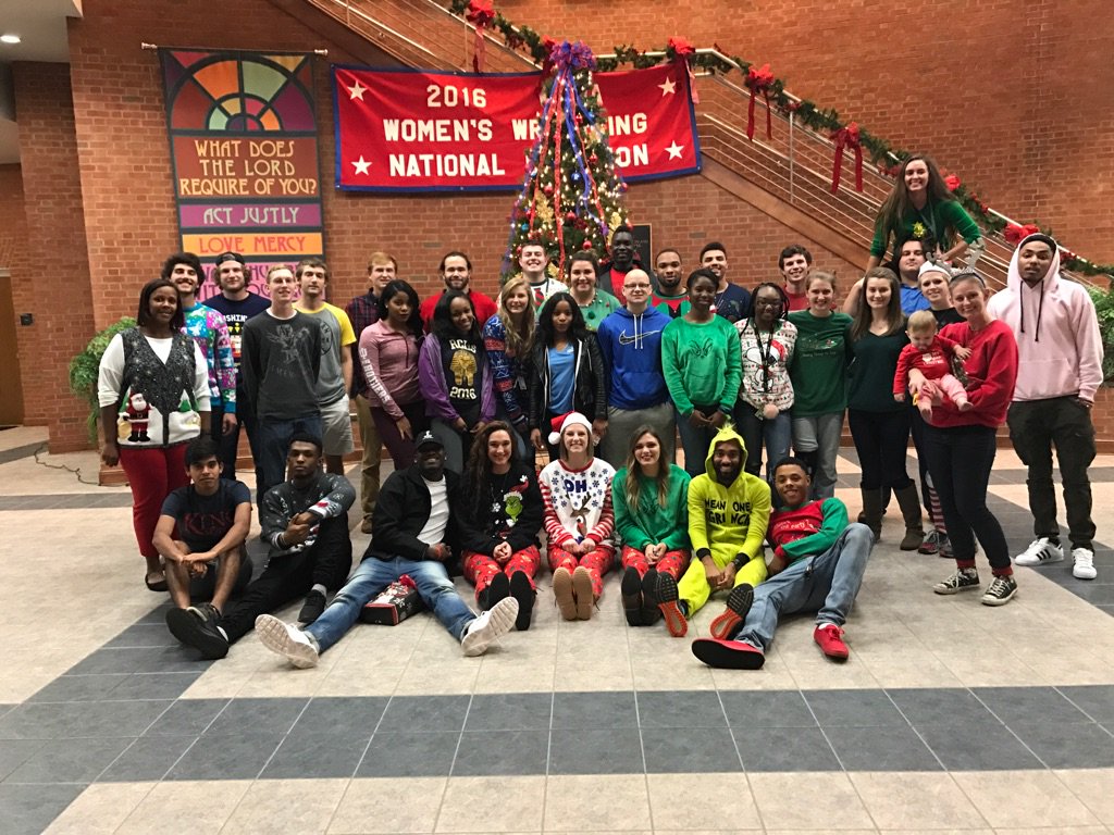 KINGU_XCTF's tweet image. Annual tacky Christmas party! #KingTrack&amp;amp;Field