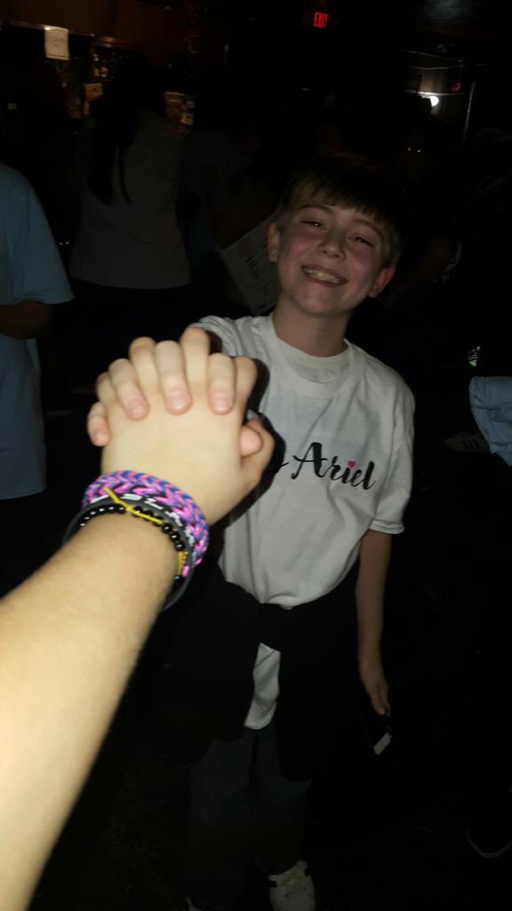 BabyAriel's tweet photo. you all are the cutest https://t.co/fCwxuh3tIc
