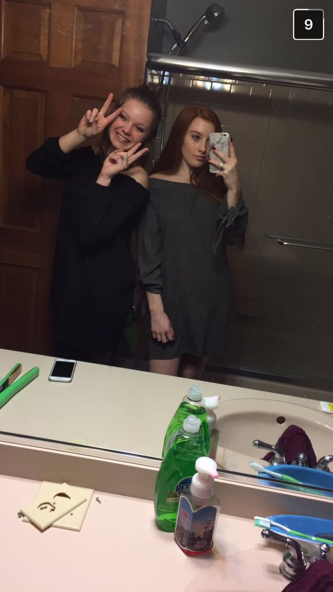 AlexaWicher's tweet photo. Happy birthday little red 😉❤️ @DanielleAlexxis https://t.co/fEkpautXJh