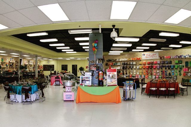 TerenceChang's tweet image. Let's get #party started! Great place to rent all things about #party #Wedding #Event. 
Sh… bit.ly/2gMLTuN