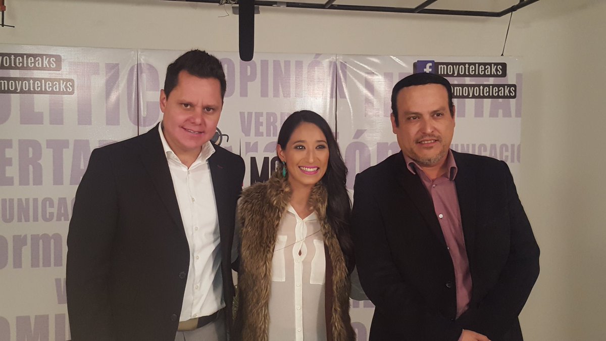 moyoteleaks's tweet photo. En la entrevista con @Vic_Montenegro presidente de la Asociación de periodistas, #Peproc
@monicardgza @mikealdama
https://t.co/RMwMEZefbA https://t.co/Pjnf2R7fYd