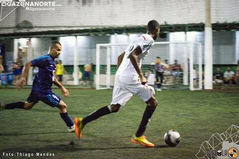 thcarvalho23's tweet photo. Saudade de entrar em campo e representar essa camisa que tanto me dá alegria.. Ja pode acabar minhas férias..
#vemjaneiro #futlife #sdds https://t.co/EDUexYI6Ab