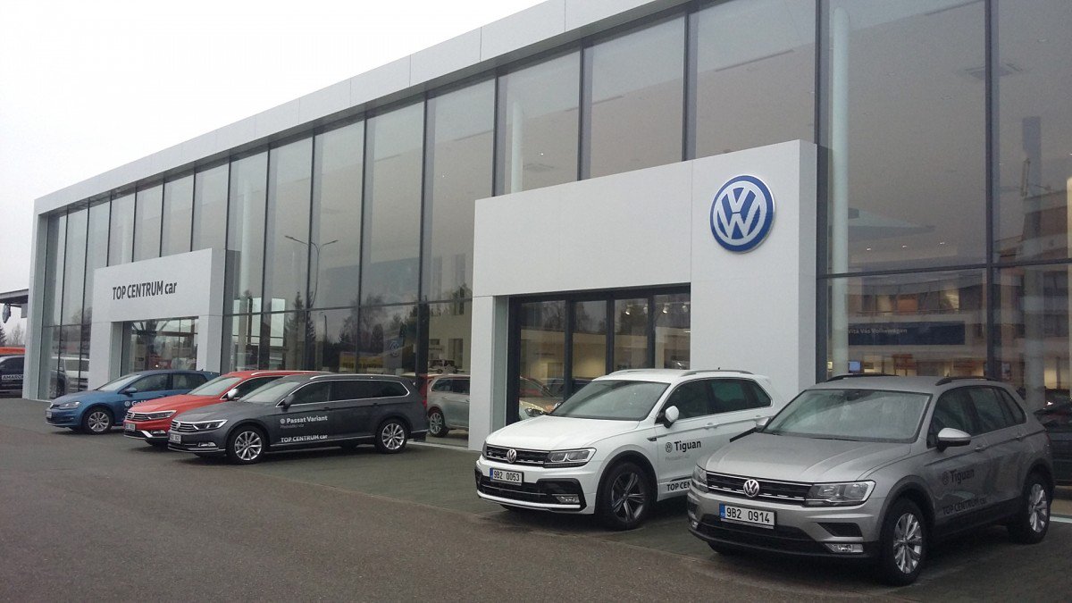 ProCeram_cz's tweet photo. Rekonstrukce showroomu Volkswagen Hodonín. https://t.co/JCOHFdlmZ4 https://t.co/dZgDOoLO7c