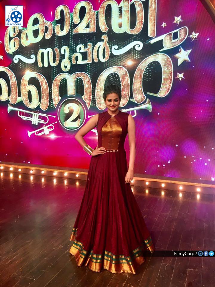 FilmyCorp's tweet photo. Beautiful @priyamani6 Latest Pic !
Check Out For More >>>> https://t.co/DNYu2RJTNJ  
Follow @FilmyCorp https://t.co/1RkTrmb2zu