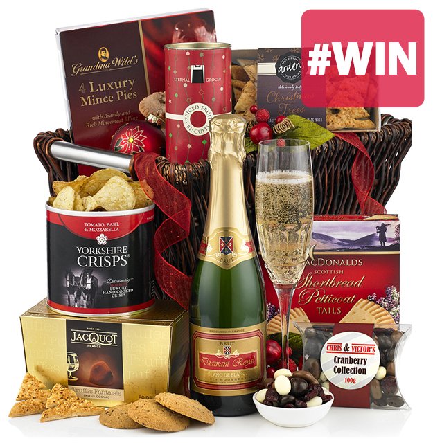 ResoundLimited's tweet photo. #WIN A Hamper Full Of Festive Goodies! Simply #RT &amp; #Follow To Enter. Ends 16th Dec. #comp #giveaway #christmas https://t.co/IEaX74jRVl https://t.co/9WHdttxiWP