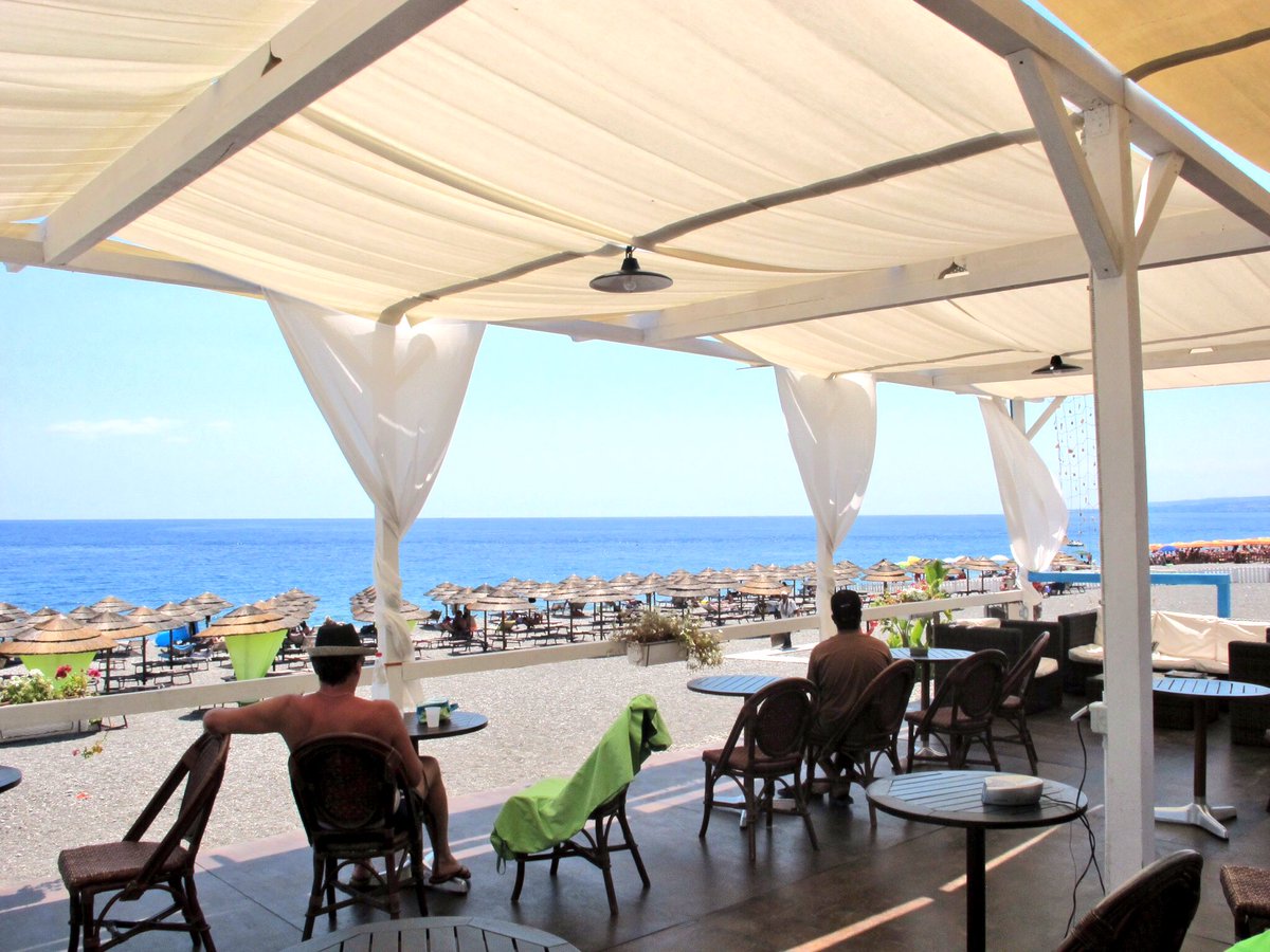charming_sicily's tweet photo. Remembering #charming #Sicilian #summer https://t.co/DJaNbD08hX
