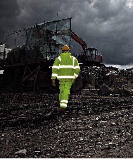 chelled74's tweet photo. #beseen #hivis #dickies #workwear @GarmentGraphixs @Caulfields @Chris_Dickies @CWFonline @RobDickies @Mark1Agencies https://t.co/klBh9Nrdn5