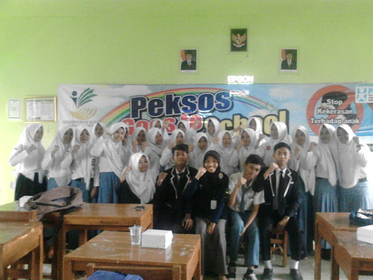 BlogPeksos's tweet image. Peksos goes to school di kab banjarnegara @dinsosjateng @rudyapriyantono @ari666krisna @ain_fahmi @wulangustina @SaktiPeksos_Jtg @KemensosRI