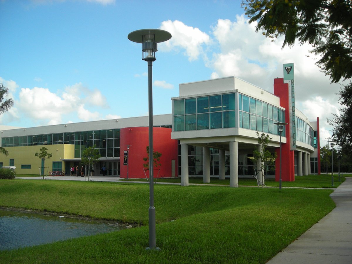 All indoor intramurals will be held in the Rec Center at FIU's MM Campus! #MAR4712 #MyHealthyFIU #Sports #Intramural
