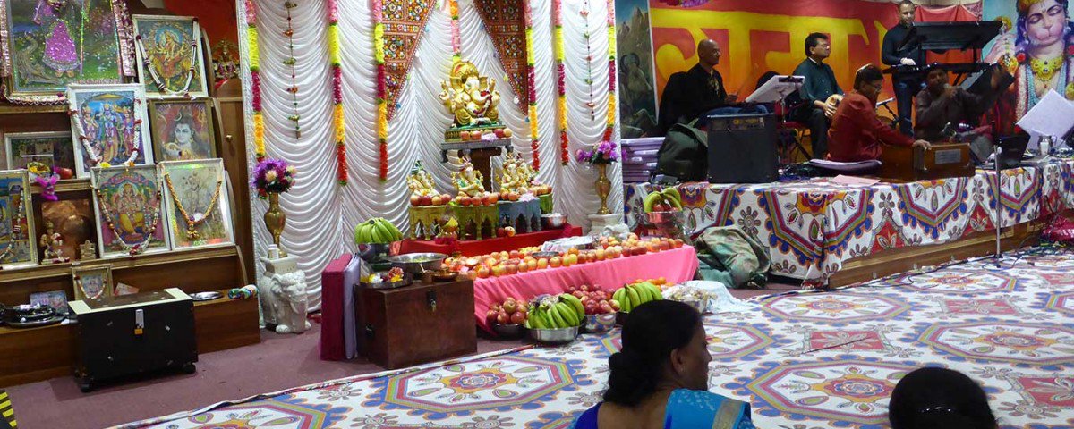 news24tvchannel's tweet photo. Govt puts animal fat on notes, temple refuses to take donation #Britain #5Pound #AnimalFat #Temple #Hind https://t.co/vgaXYt87uD https://t.co/InOJ0fIDYr