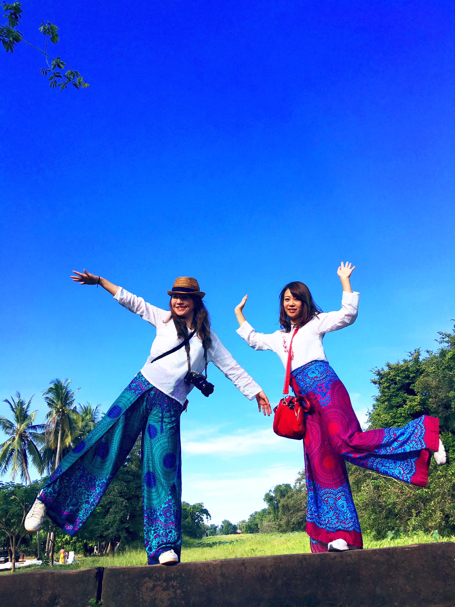 تويتر カンボジア情報とカンボジアツアーガイドローズ على تويتر カンボジア女性旅 海外旅行 女一人旅 東南アジア カンボジア カンボジアガイド タイ シンガポール ベトナム ハワイ シェムリアップ ベンメリア プレアヴィヒア アンコールワット