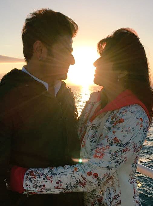 Ankita Karan Patel (@ankzbhargava) on Twitter photo Dil sochta tha ki koi apna ho
Koi raaz na ho jo usse rakhna ho
Aankhen na kholun main ki Shayad sapna ho!
<a href="/TheKaranPatel/">Karan Patel</a> Tu jahan Main wahan Dil sochta tha ki koi apna ho
Koi raaz na ho jo usse rakhna ho
Aankhen na kholun main ki Shayad sapna ho!
<a href="/TheKaranPatel/">Karan Patel</a> Tu jahan Main wahan