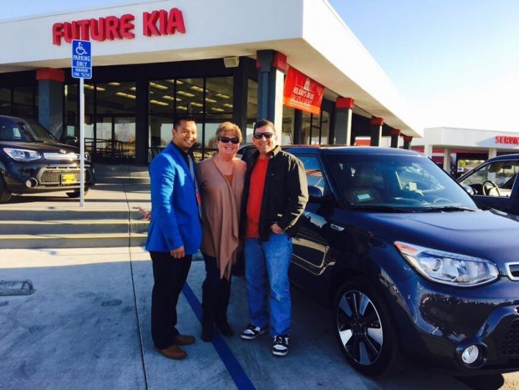 RoyNhim's tweet image. Come hangout with me &amp;gt; Mall walk on #BIGOLIVE. web.live.bigo.sg/2162858950_148…