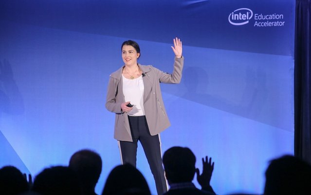 frannyapples's tweet photo. Students, educators, and #edtech are the big winners at the #IntelAccelerator demo day. https://t.co/fziozNA1fS #IamIntel https://t.co/4HB950kDtv