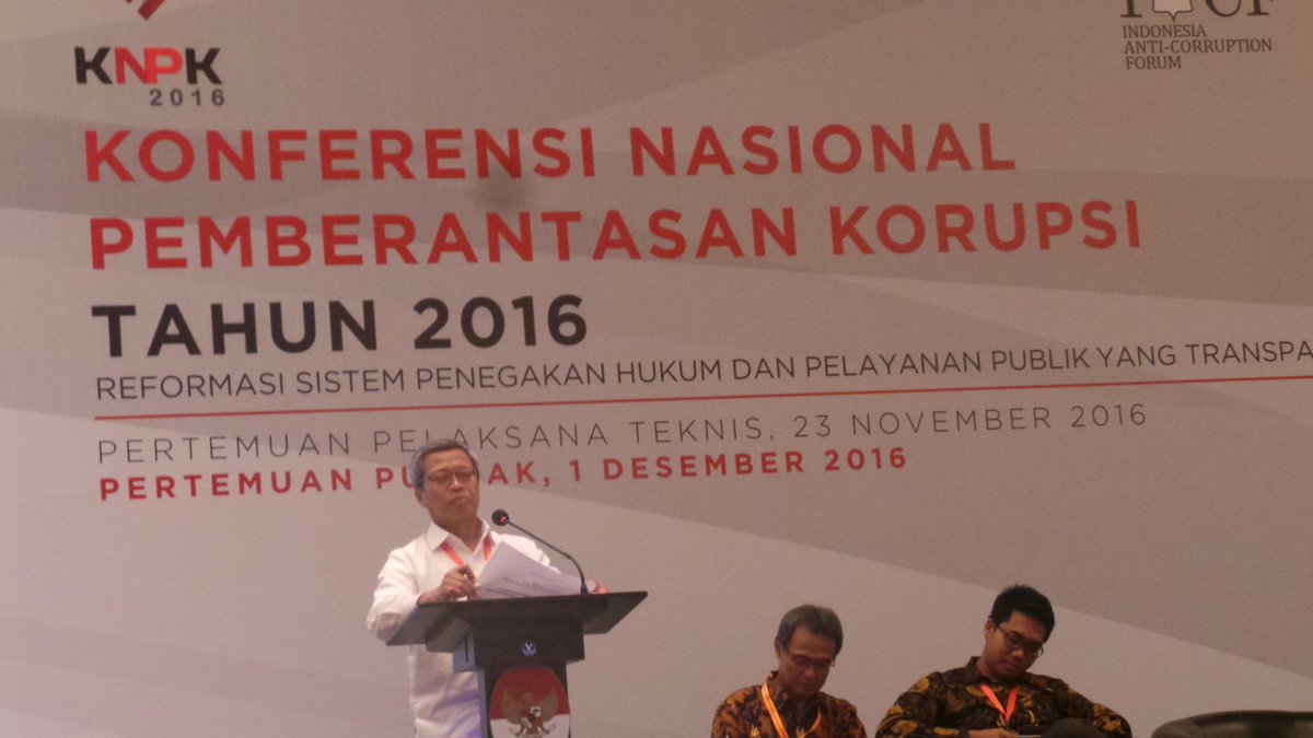 KPK_RI's tweet photo. Irjen Kemendikbud,Daryanto(DY); Kemendikbud memegang dana cukup besar. 20% dari APBN ada di program pendidikan. #KNPK2016 https://t.co/pVzgBlXSZK