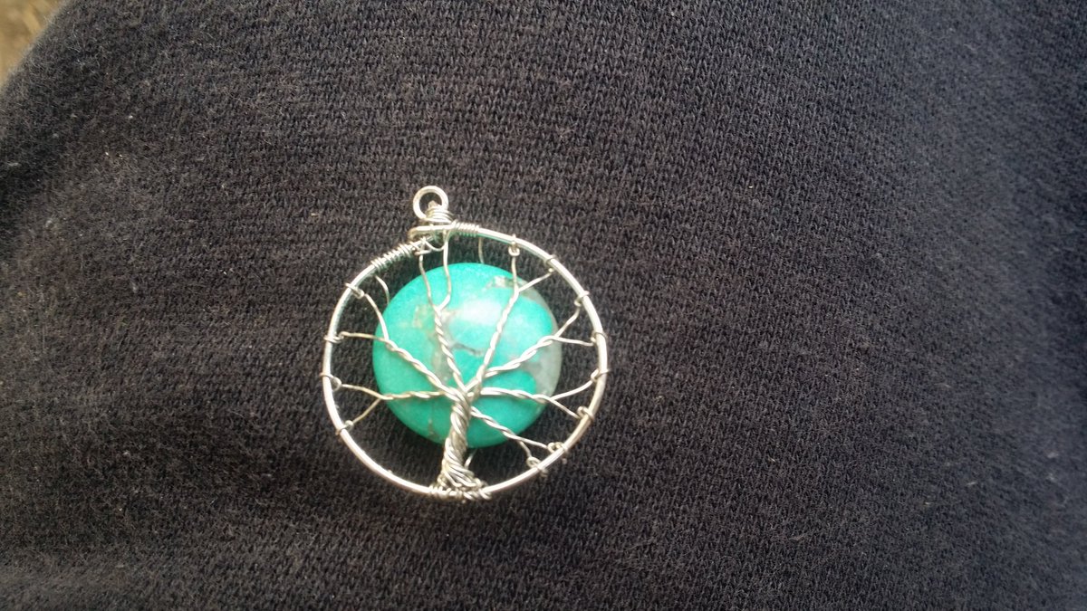 snsUNLEASHED's tweet photo. #Turquoise #treeoflife #wirewrap #pendant 😍 thoughts?
https://t.co/NdGRDXCXTM https://t.co/2xKeAgrdBS