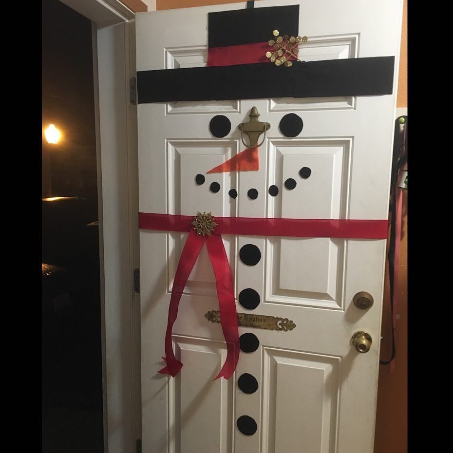 Maitoeaina's tweet photo. This guy will be greeting everyone and anyone who comesโ๏ธ #FrostyInTheHouse #ToeainaMade https://t.co/QuVqCU1RZQ