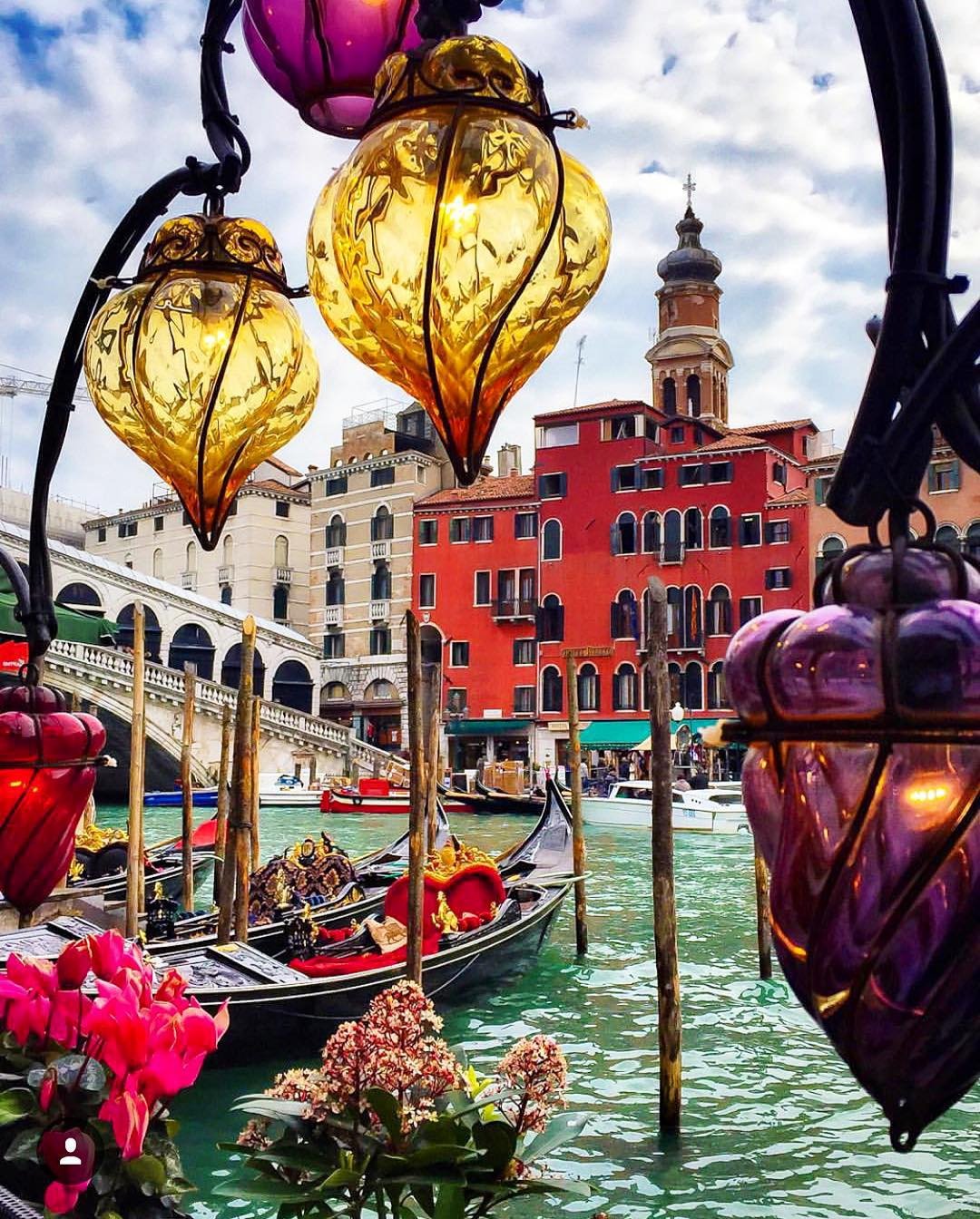 Magazine - Travel ITALY:  Rome, Florence, Venice, Milan, Tuscany, Capri & More