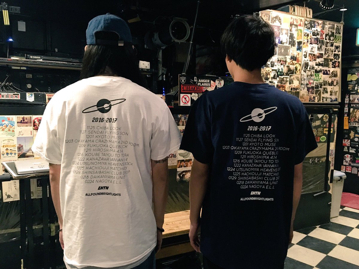 本日もENTHちゃん元気に物販やります💪 パーカー、ロンT大好評につき