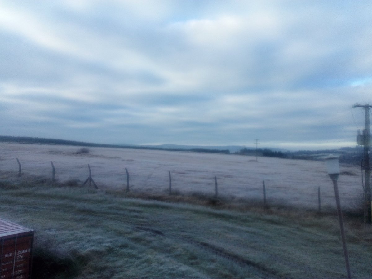 JSullivan353's tweet image. Frosty winter's morning in the Stack mountains