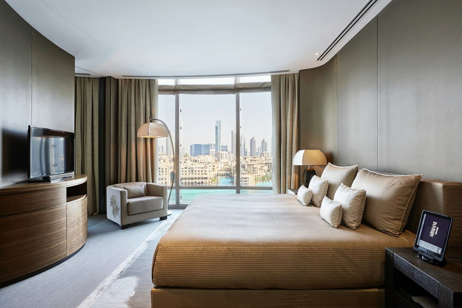 Armani Hotel Dubai Book The Armani Fountain Suite Amp Dine At Armani Ristorante Amp Armani Mediterraneo Along With Indulging In A 60 Minute Couple Spa Treatment T Co Qqsph2uar9 Twitter