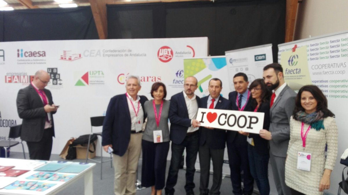 FAECTA_'s tweet photo. En #DíAndalucíaEmprendedora las instituciones con el cooperativismo https://t.co/zzV90VIjZs
