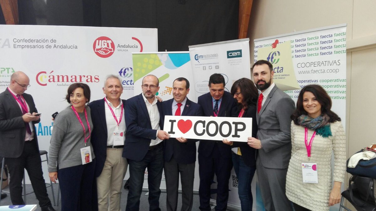 FAECTA_'s tweet photo. En #DíAndalucíaEmprendedora las instituciones con el cooperativismo https://t.co/zzV90VIjZs