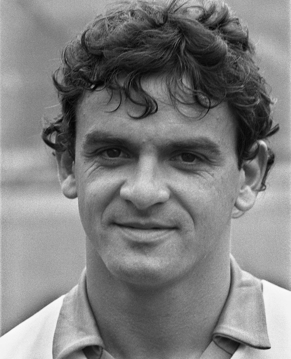 Fifa Com Fr Joyeux Anniversaire A Olivier Rouyer 61 Toto Schillaci 52 Costinha 42 Et Joseph Desire Job 39 Fifa Com Fr Joyeux Anniversaire A Olivier Rouyer 61 Toto Schillaci 52 Costinha 42 Et Joseph Desire Job 39