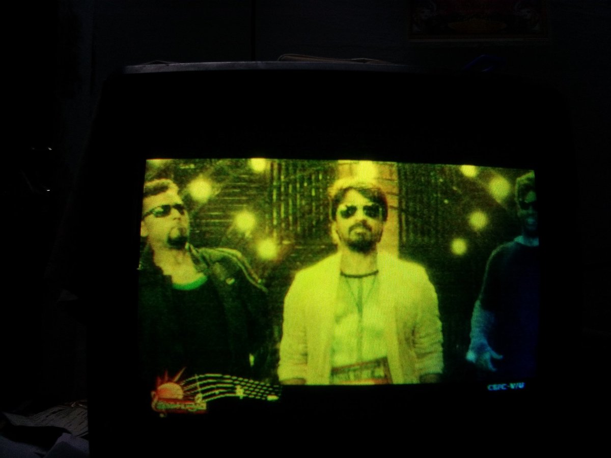StarVersatile's tweet photo. #Vilithiru movie song played #IsaiAruvi chennal @Actor_Krishna super stylish look bro @DhansikaActor ๐๐๐๐๐๐ https://t.co/nZJ56XXKYl