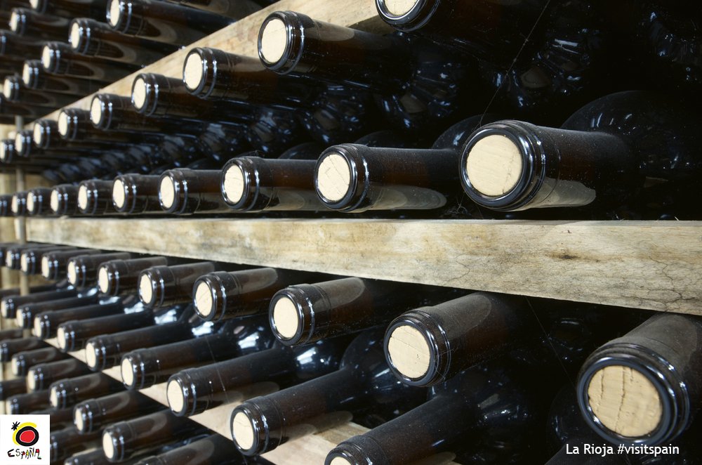 Spain_in_CH's tweet photo. Profitez de votre séjour en #Espagne pour découvrir la culture du #vin: #wine #enoturismo @enoturEspana @rutasvinoespana https://t.co/uFPfSP552F