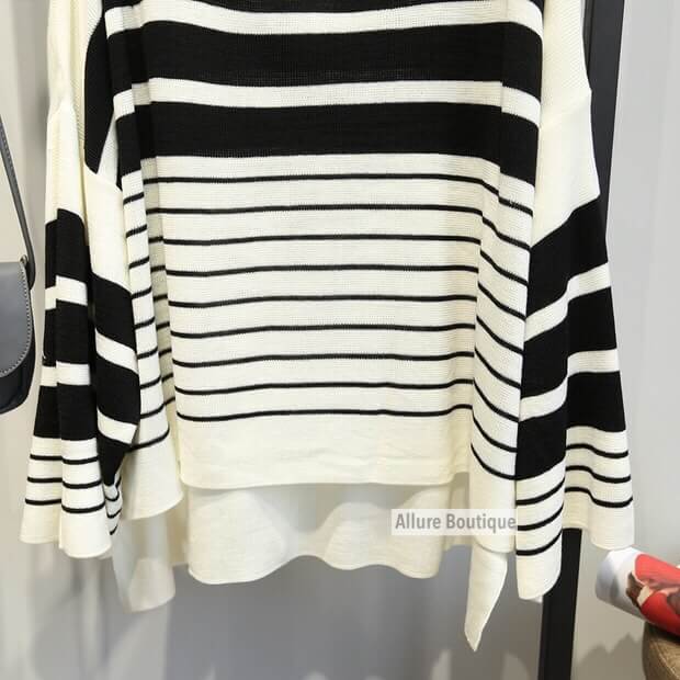 simibearshop's tweet photo. พร้อมส่ง Knitting strip long sleeves blouse เสื้อไหมพรมทอไม่หนามาก 
ราคา 370 บาท รวมส่ง 
EMS+50 
#ripไอดอ #HowtoPerfect #พื้นที่โปร𖢒 https://t.co/Z0B5dknEik