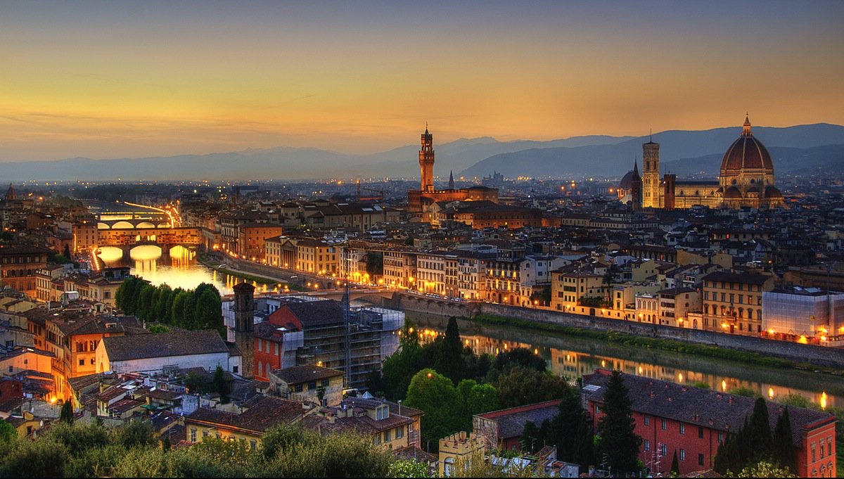 Jaapvdb's tweet photo. Ontdek de culinaire stad Florence! Ga 5 dagen mee op pad in april @FoodnomadNL en ontdek de beste plekken! https://t.co/jkcPOtAuWM https://t.co/gFruLyzmLW