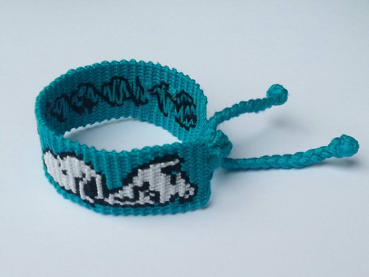 JahSans's tweet photo. Snoopy friendship bracelet. https://t.co/KkIhQYpZS5 #MyNewTag #JahSansAccessories #KnottedBracelets https://t.co/dn7KTGw5Zb