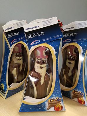 AutotaalglasDB1's tweet photo. Sinterklaas kapoentje......bij #Autotaalglas Den Bosch krijg je bij #ruitschade wat lekkers mee voor onderweg. https://t.co/mHvgOKb8fN