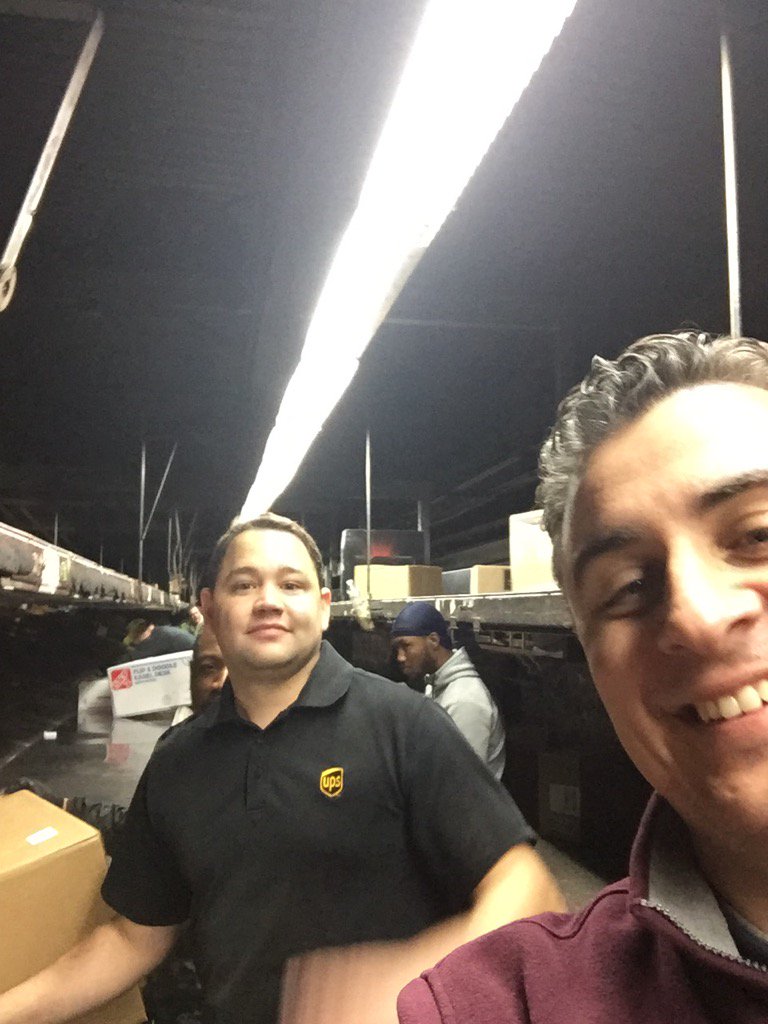 KennyMayer2012's tweet photo. "Our customers expect us to meet our commitments; they will not excuse us for doing less" https://t.co/QzfQw3j6TM