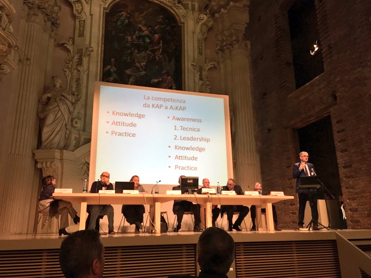 Medici_Manager's tweet photo. #SilvioBrusaferro su Assistenza e responsabilità "Modificare il quadro calmierando e gestendo l'errore medico" #SIMM2016 #IlMedicoCheServe https://t.co/sx0xsX4MEz