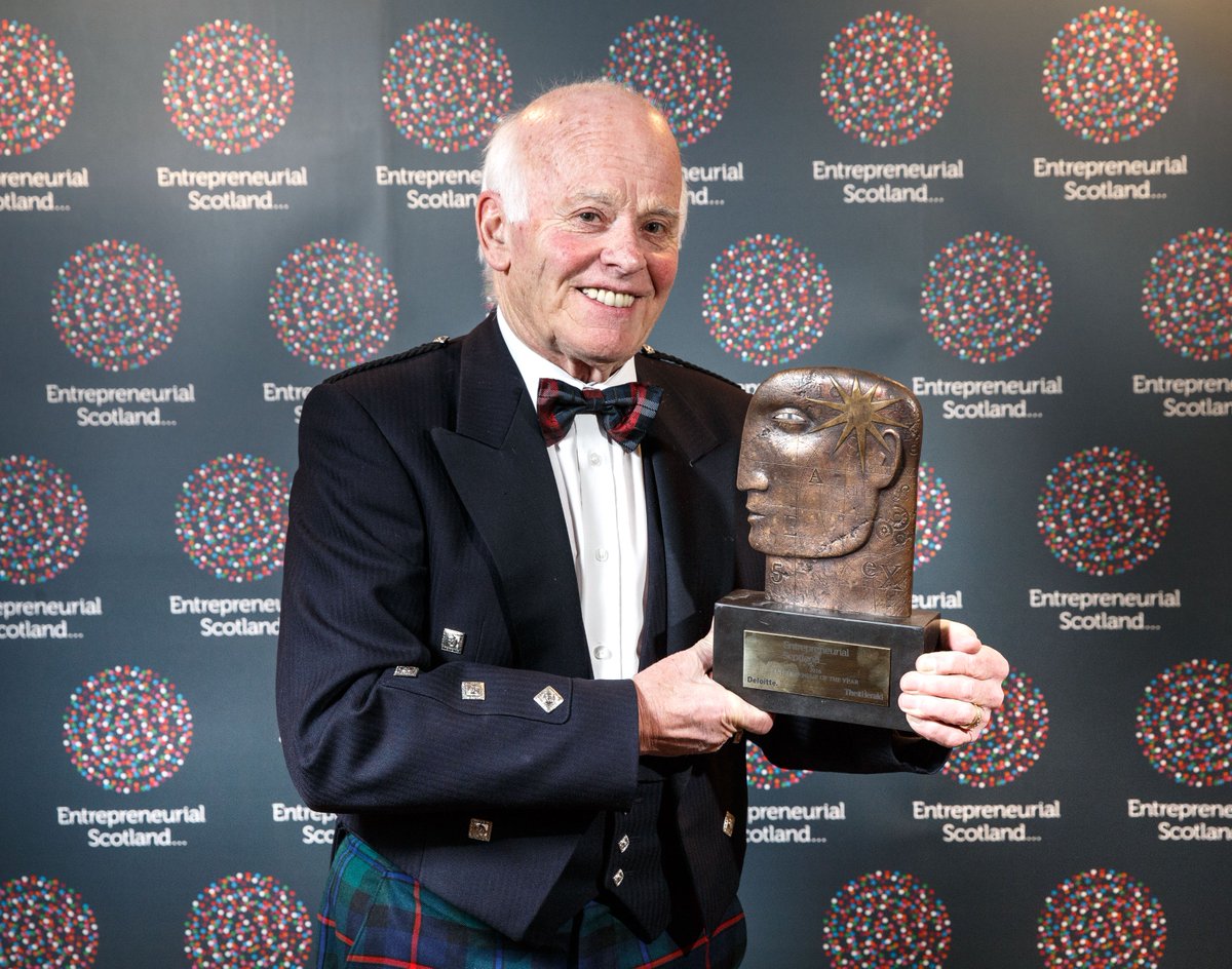 EntrepScot's tweet photo. Incase you missed it last night! Read about the 2016 winners of the #ESAwards16 here! https://t.co/NzRofEQRqE https://t.co/ecGO1qycoF