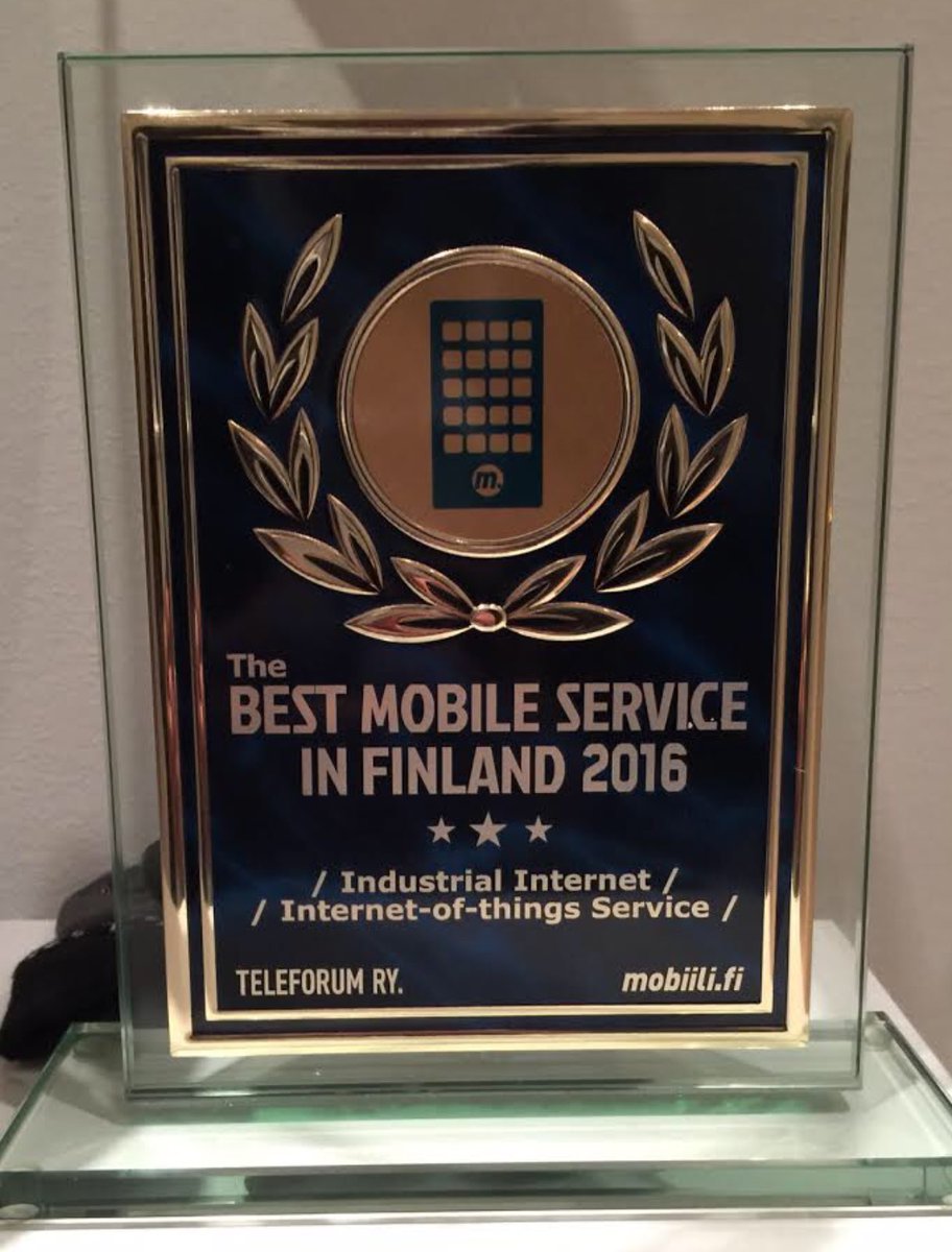SportIQinc's tweet image. The award we won. Thanks for the Best Mobile Service in Finland 2016 in the IoT category award received at #Slush16 #Slush @SlushHQ