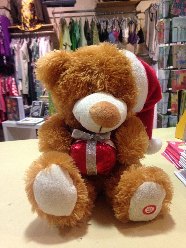 Greetings to my #Oxfamily <a href="/OxfamHexham/">Oxfam Hexham</a> <a href="/OxfamInVanuatu/">Oxfam in Vanuatu</a> <a href="/OxfamSouthsea/">Oxfam Southsea</a> <a href="/OxfamCoventGard/">Oxfam Covent Garden</a> <a href="/OxfamHampstead/">Oxfam Hampstead</a> Cute bear 😊