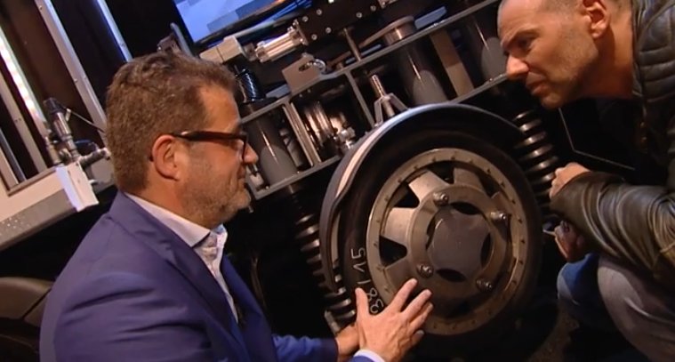 TVGreenProject's tweet photo. In de aankomende uitzending is Roel Kyvelos op de #recycling beurs in Gorinchem. Duurzamer kan niet! Zondag 14:00 uur kijken naar @RTL7 #GP https://t.co/EI5HMhThIo