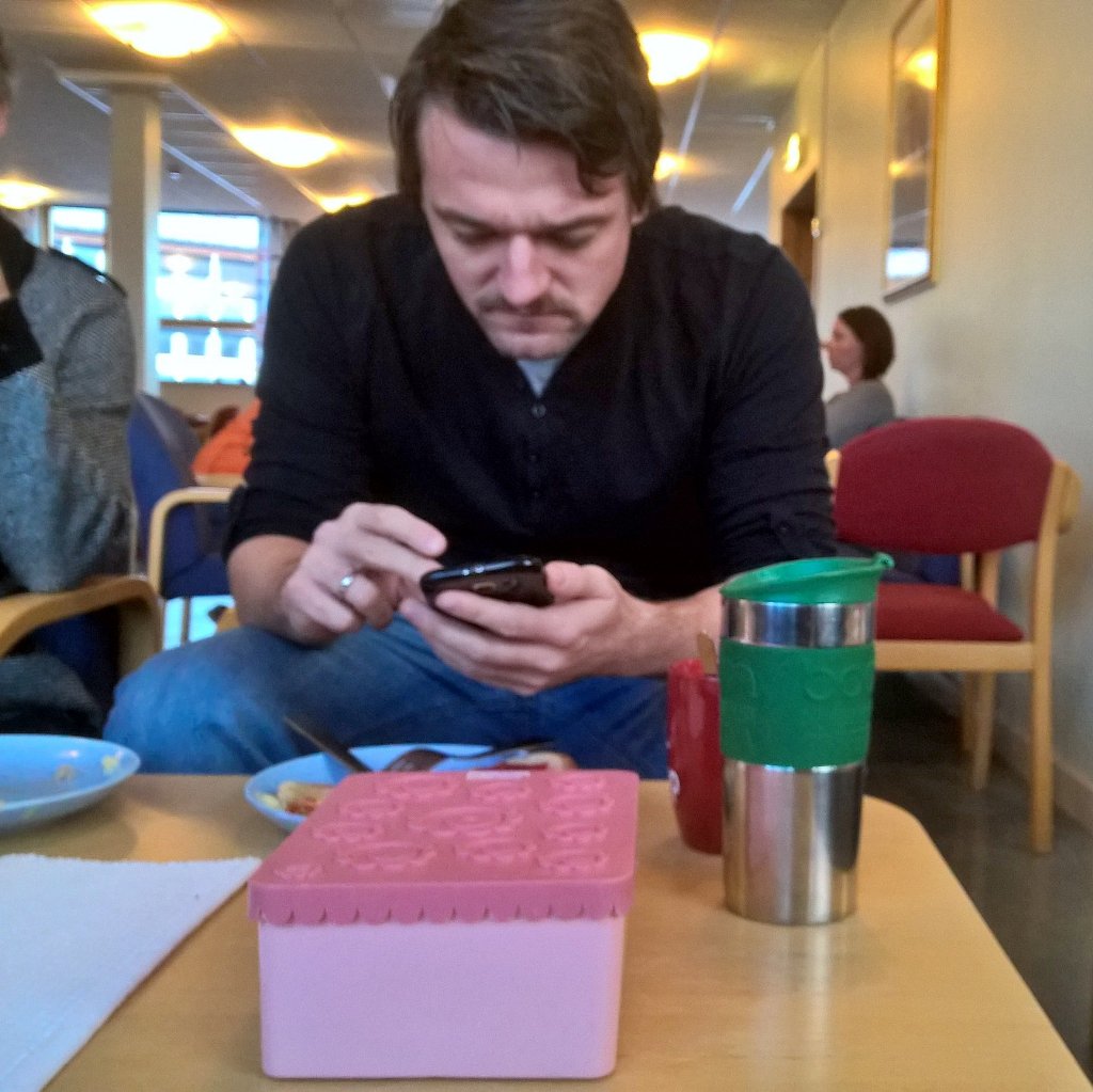eivstra's tweet photo. Bonitski kjører røddig matboks i dag. #vigpause #ukensmatboks https://t.co/LaChEsHZxB