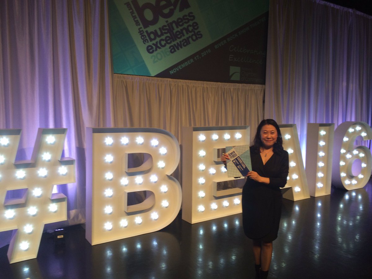Wendy_Yuan's tweet photo. Gr8 2 b at the @richmondchamber #BEA16 nite !Congrats to all award recipients. Good job @MPitcairn . A proud chamber member! #RichmondBC https://t.co/UQBDGIj0xU