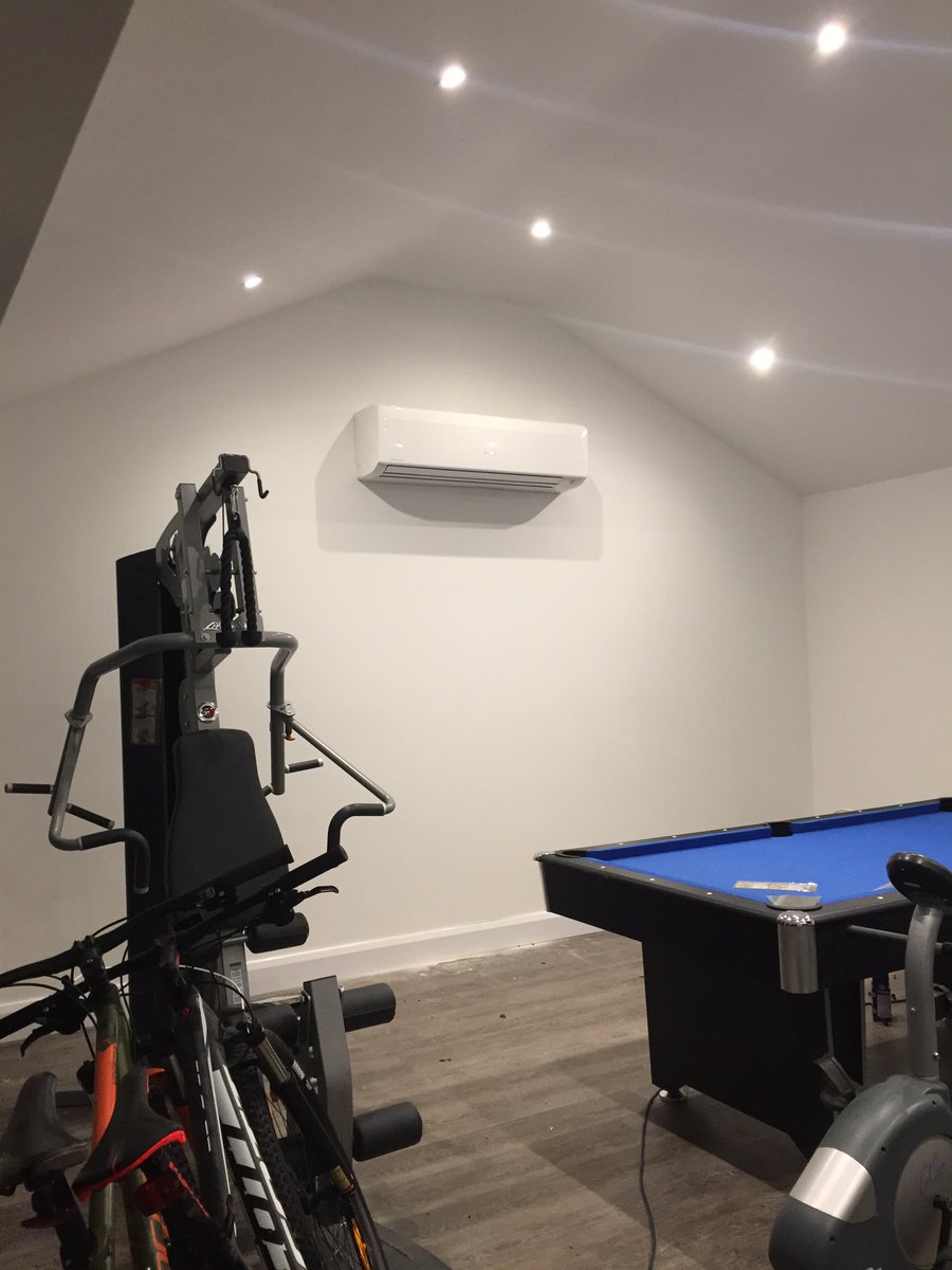 TRACLTD's tweet photo. Another @MHIAE_Ltd split installed yesterday afternoon in #Cheshire #airconditioning #CallTRAC https://t.co/Uj5mMIqmQt