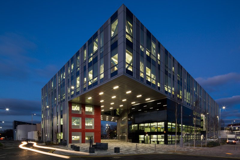 TomBright_'s tweet photo. @createatsalford's new Adelphi Building by @StrideTreglown @BAMConstructUK @ramboll_uk @sandybrownUK @hoarelea - https://t.co/BwSprL0QKH https://t.co/GA3RiqjPJA