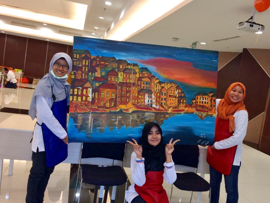 PTPNonpetikemas's tweet photo. Dalam rangkat memeriahkan Hut IPC Team PTP ikut serta dalam Lomba Melukis.
Semangat untuk Team melukis PTP ππ»ππ»ππ» #hutipc https://t.co/Oi5MpjLOWs