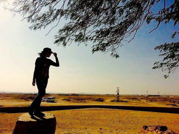 mamochkalen's tweet photo. You think adventure is dangerous.
Try routine it is lethal. #silhouette #dessert #trip #adventure #travel #trekker #treeoflife #trottle https://t.co/12cCQFSQIu