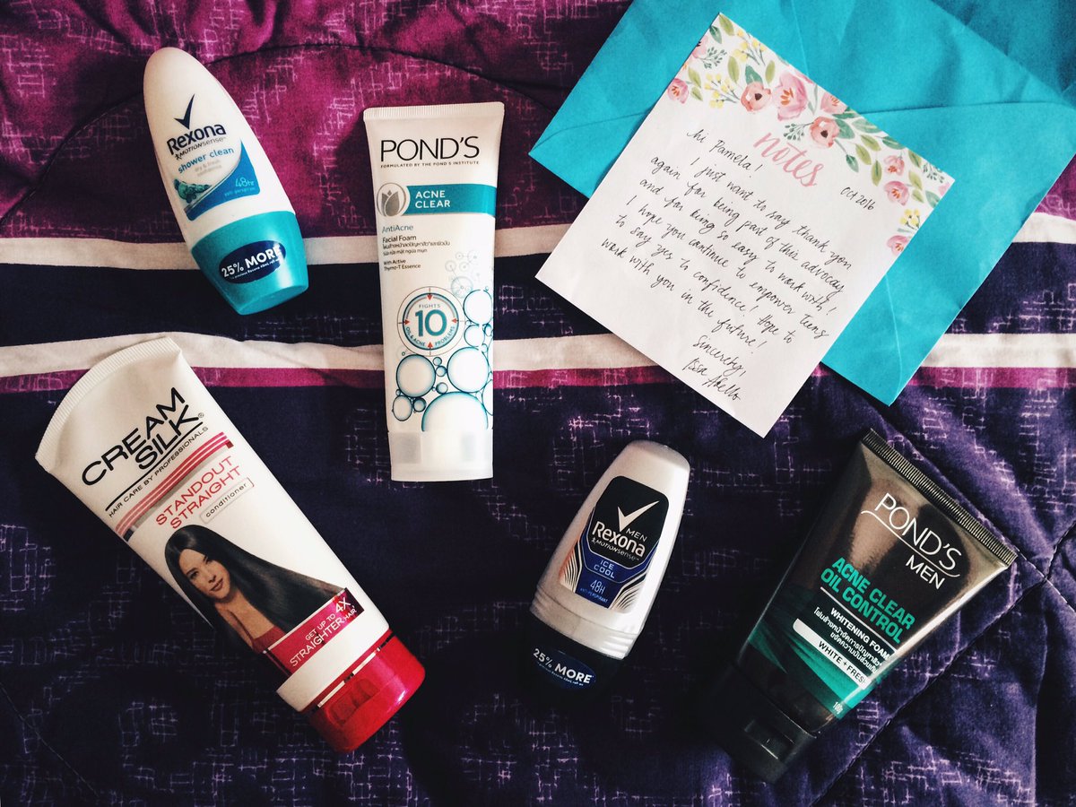 phamswing's tweet image. I have pledged to say yes to confidence and now I have the tools to help me! Thank you #TeenWeekPh2016 for these products! 🙆🏻💖