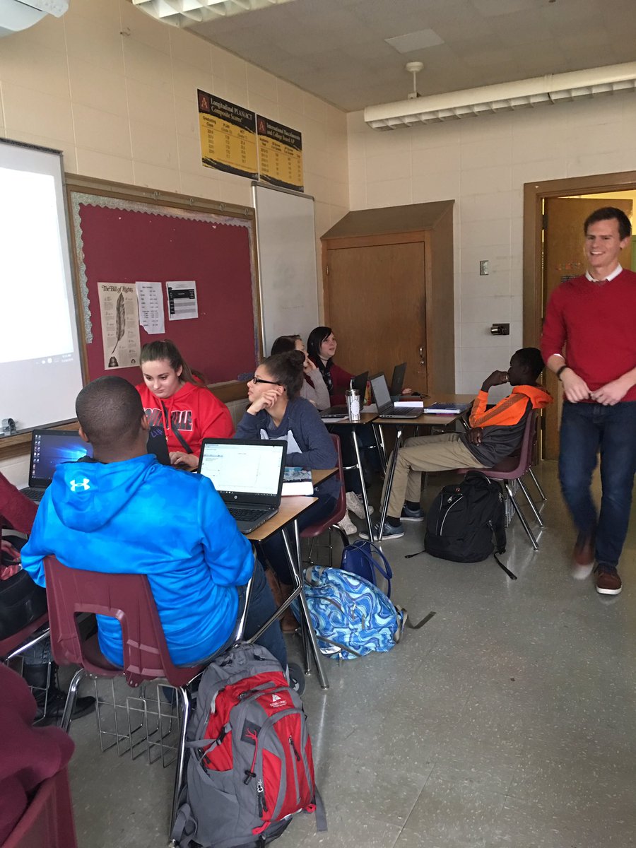 COSDeKalbCounty's tweet photo. @mrclementsmath has awesome rapport with his class and teaching them how to connect math to real world @atherton_high https://t.co/b8c4EPqMnV