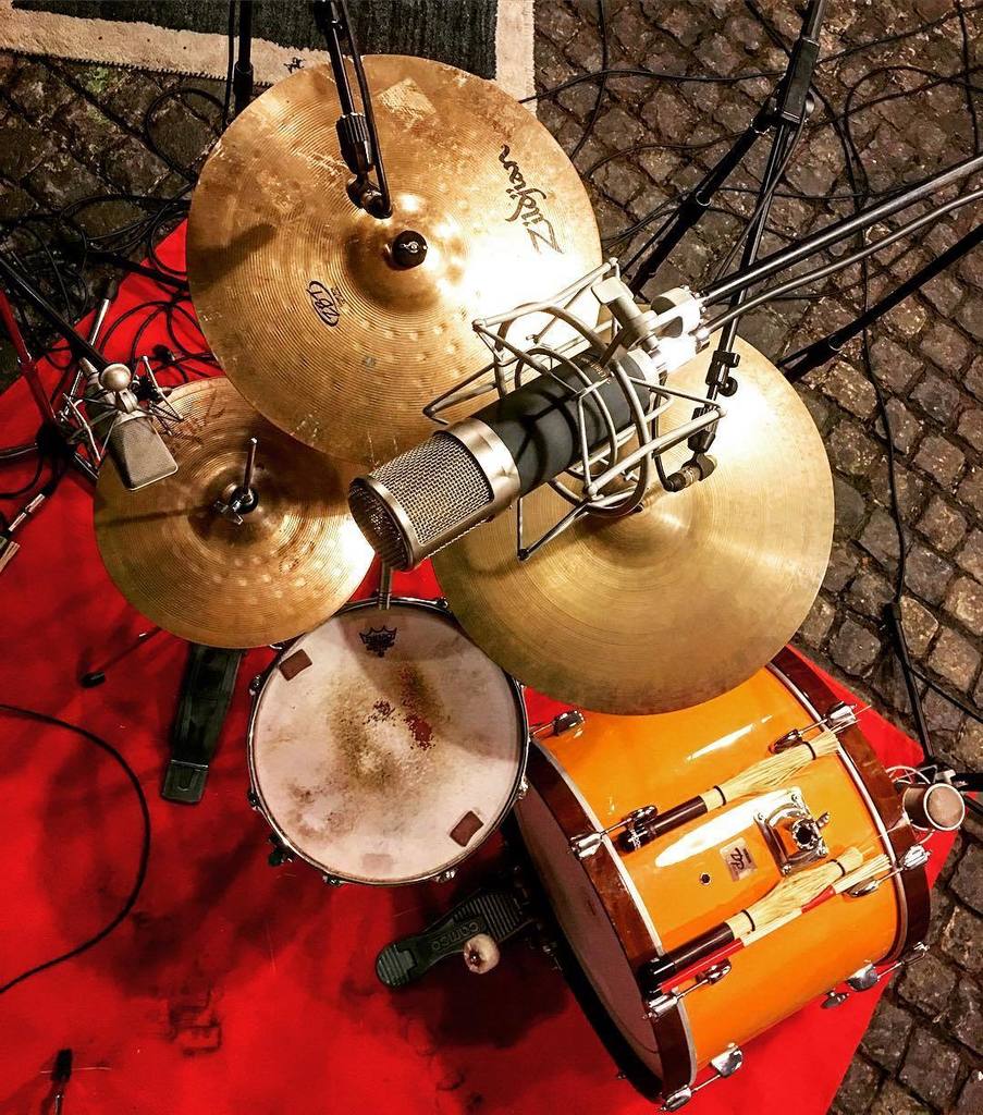 NathamKirkham's tweet image. Twas tub thumpin last night... new song demo :-) #recording #drums #cymbals #microphone #studio #music #cobblestone